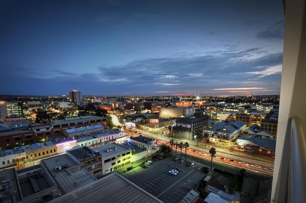 La Loft Apartments North Terrace Adelaide Room photo