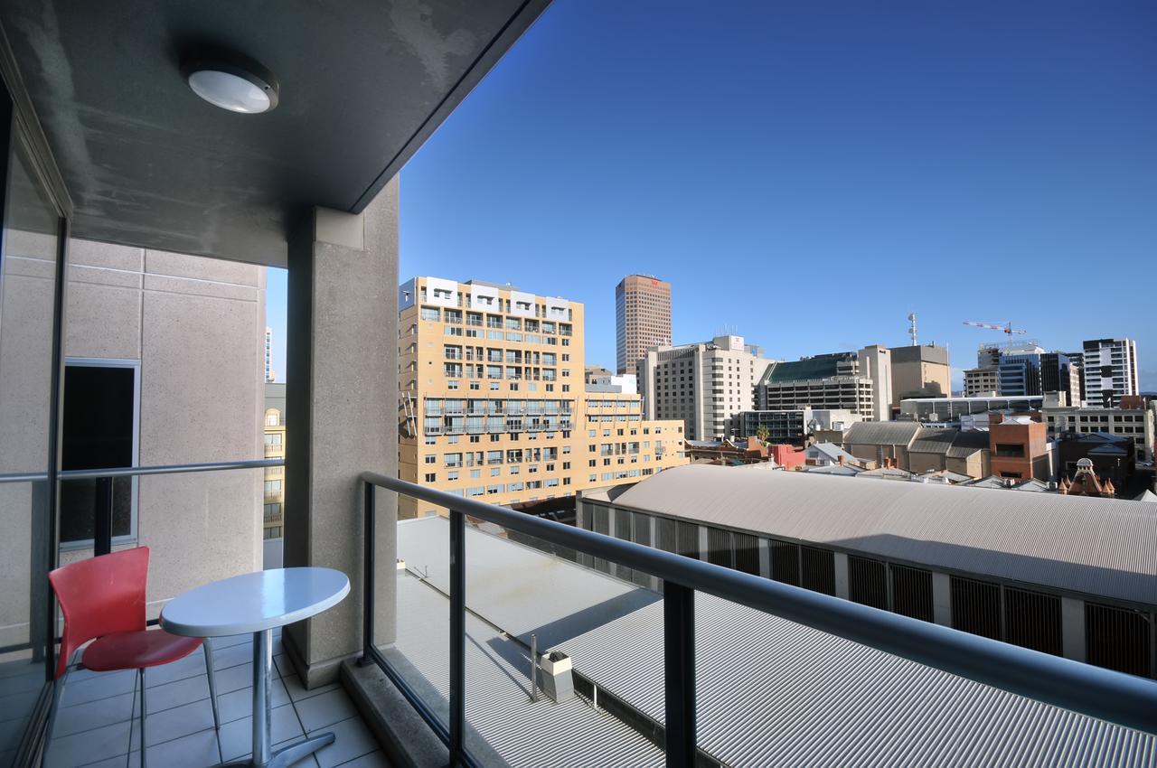 La Loft Apartments North Terrace Adelaide Exterior photo