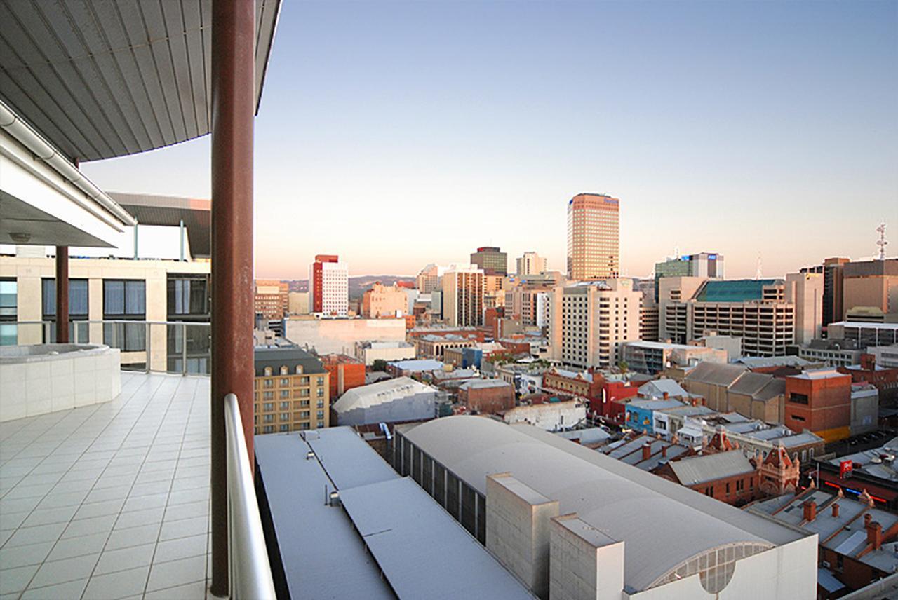 La Loft Apartments North Terrace Adelaide Exterior photo